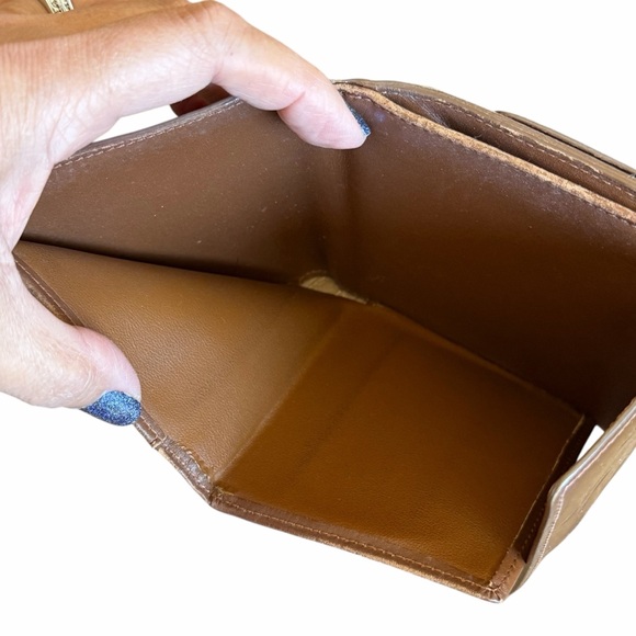 LV Vernis Porte in bronze - Picture 4 of 9